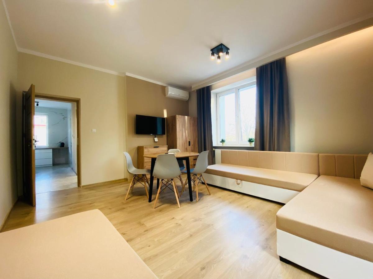 Apartment Gold